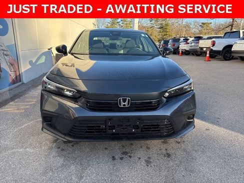 Used 2024 Honda Civic Sport image 2