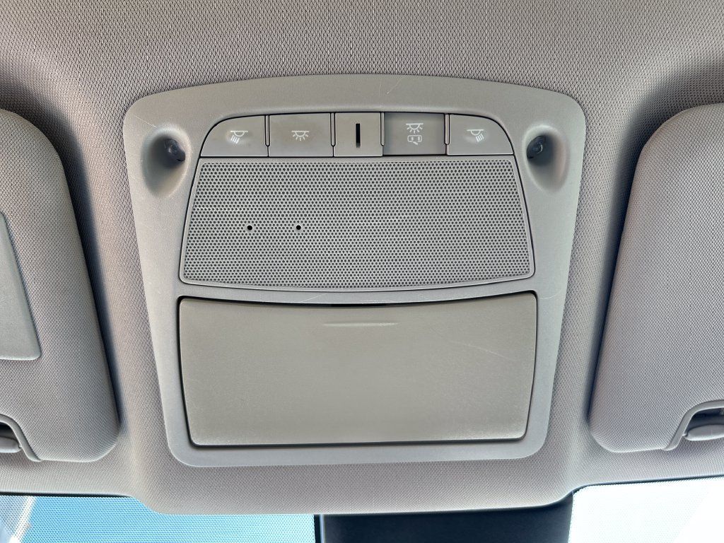 Used 2020 Nissan Rogue S FWD image 18