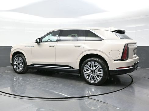 New 2026 Cadillac Escalade IQ Luxury 2 image 4