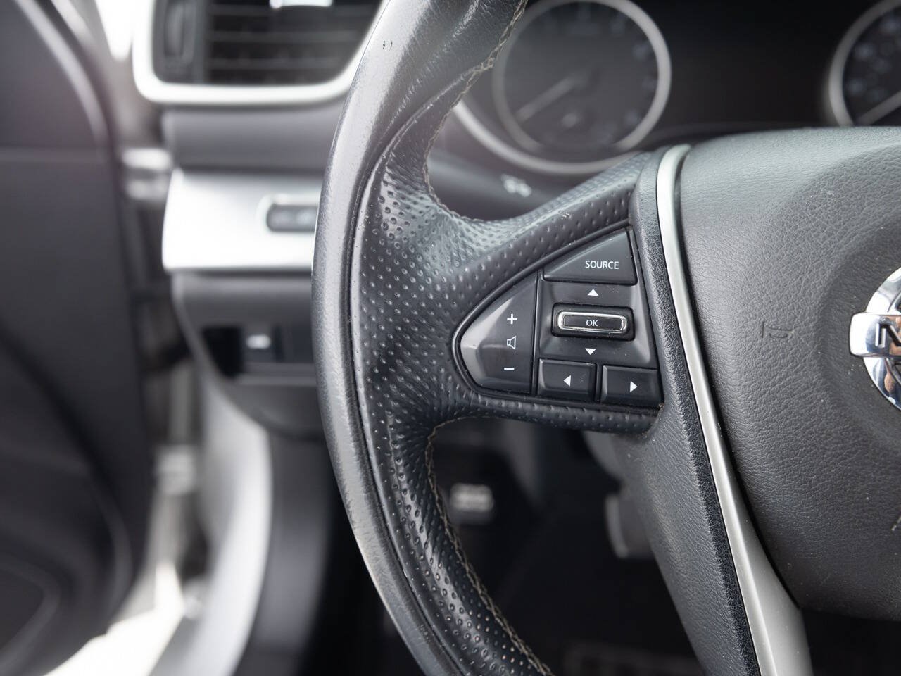 Used 2020 Nissan Maxima 3.5 SV w/ Floor Mat Group FWD image 35