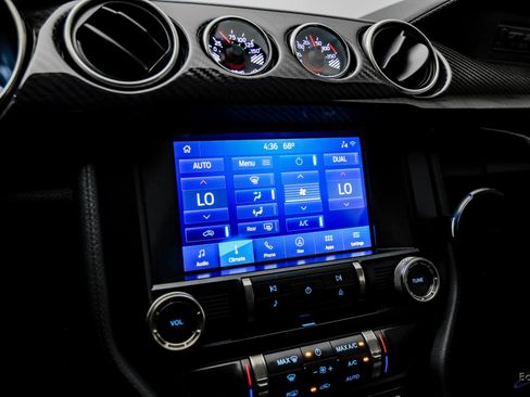 Used 2022 Ford Mustang Shelby GT500 w/ Carbon Fiber Track Pack image 66