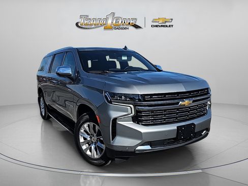 Used 2023 Chevrolet Suburban Premier image 1