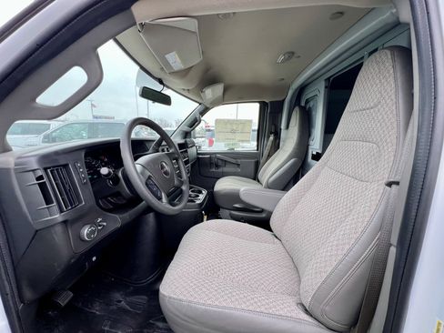 New 2025 GMC Savana 3500 w/ Power Convenience Package RWD image 14