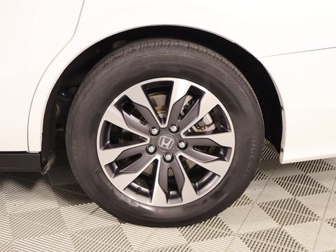 Used 2024 Honda Odyssey EX-L image 19