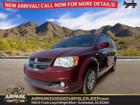 Used 2018 Dodge Grand Caravan SXT FWD image 1