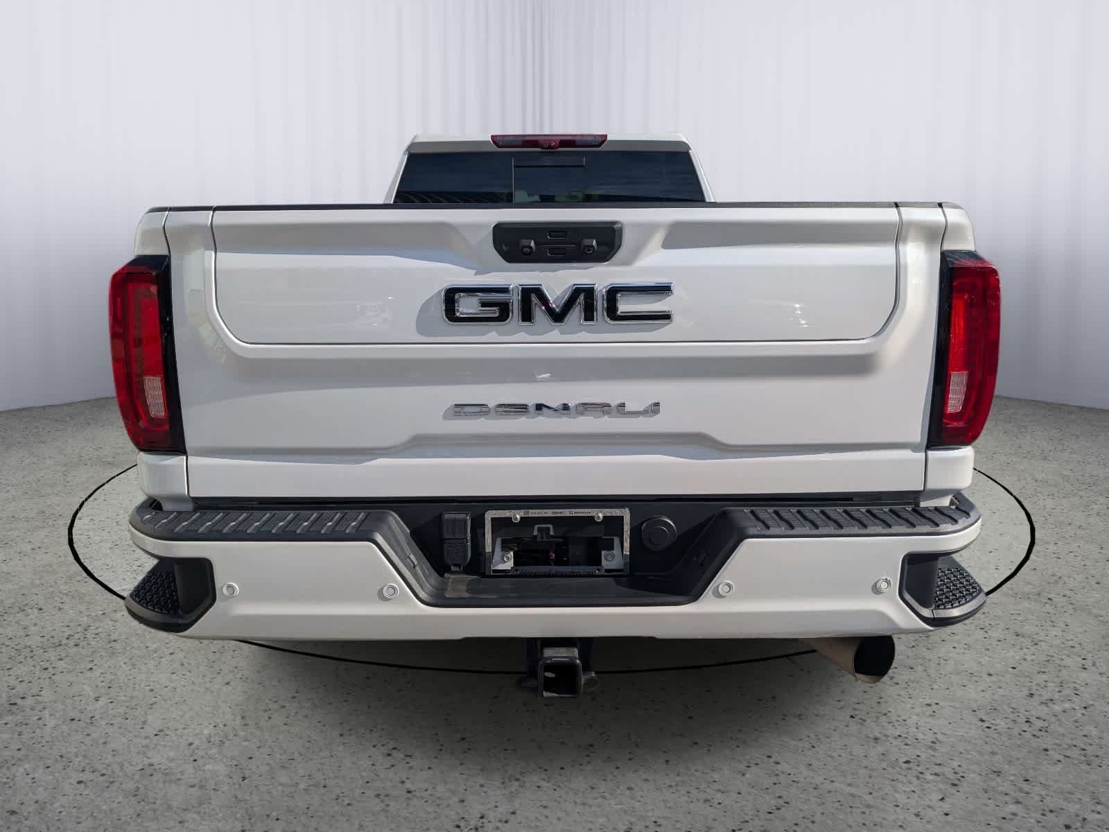 Certified 2023 GMC Sierra 3500 Denali w/ Denali Ultimate Package AWD/4WD image 4