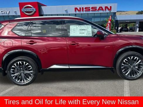 New 2026 Nissan Rogue Platinum image 2