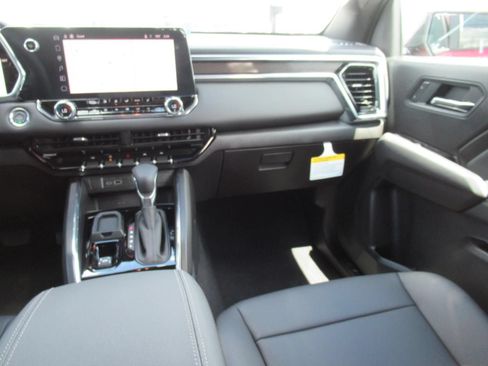 New 2026 GMC Canyon Elevation w/ Convenience Package RWD image 14