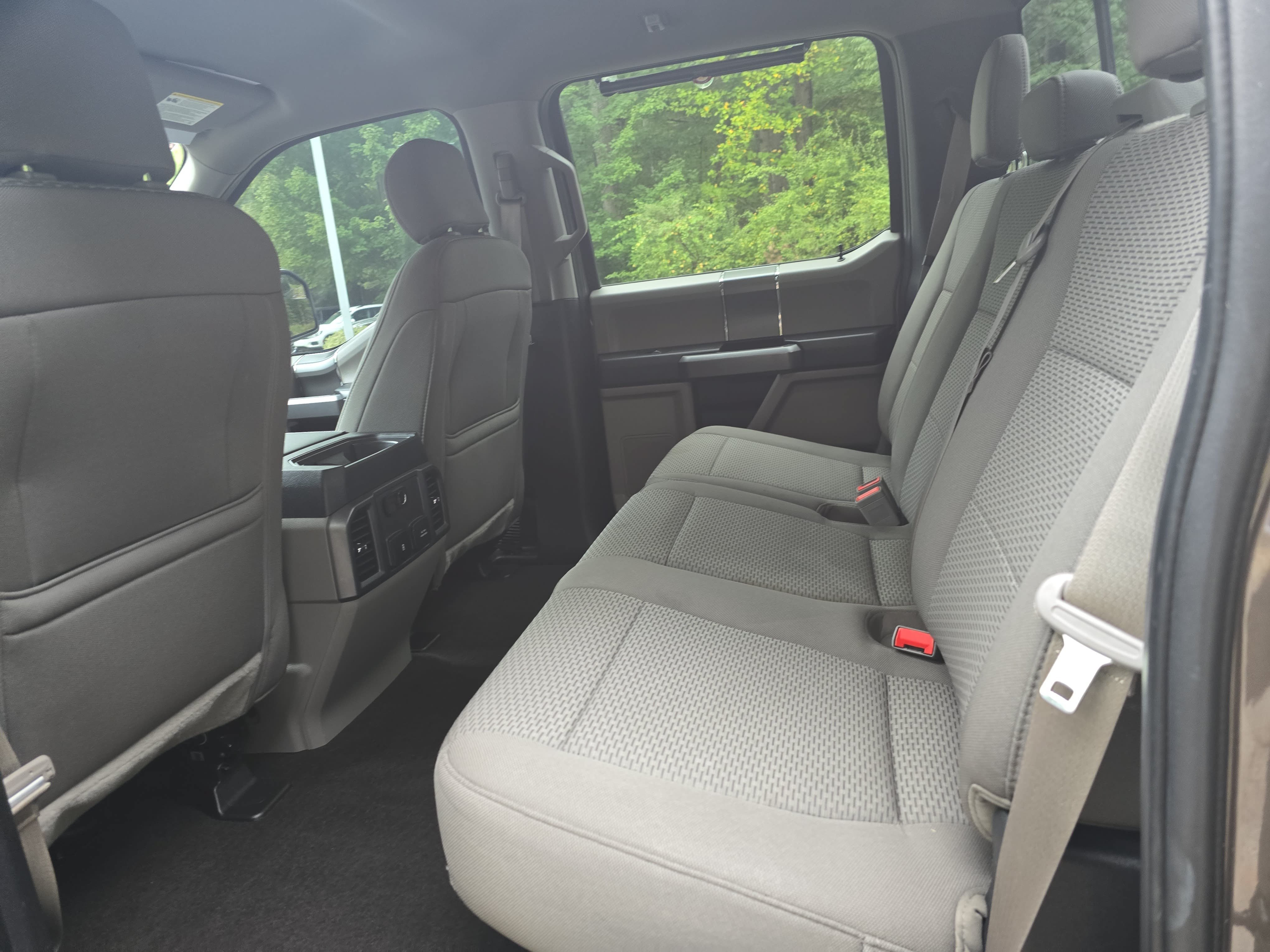 Used 2019 Ford F150 XLT w/ Equipment Group 302A Luxury AWD/4WD image 13