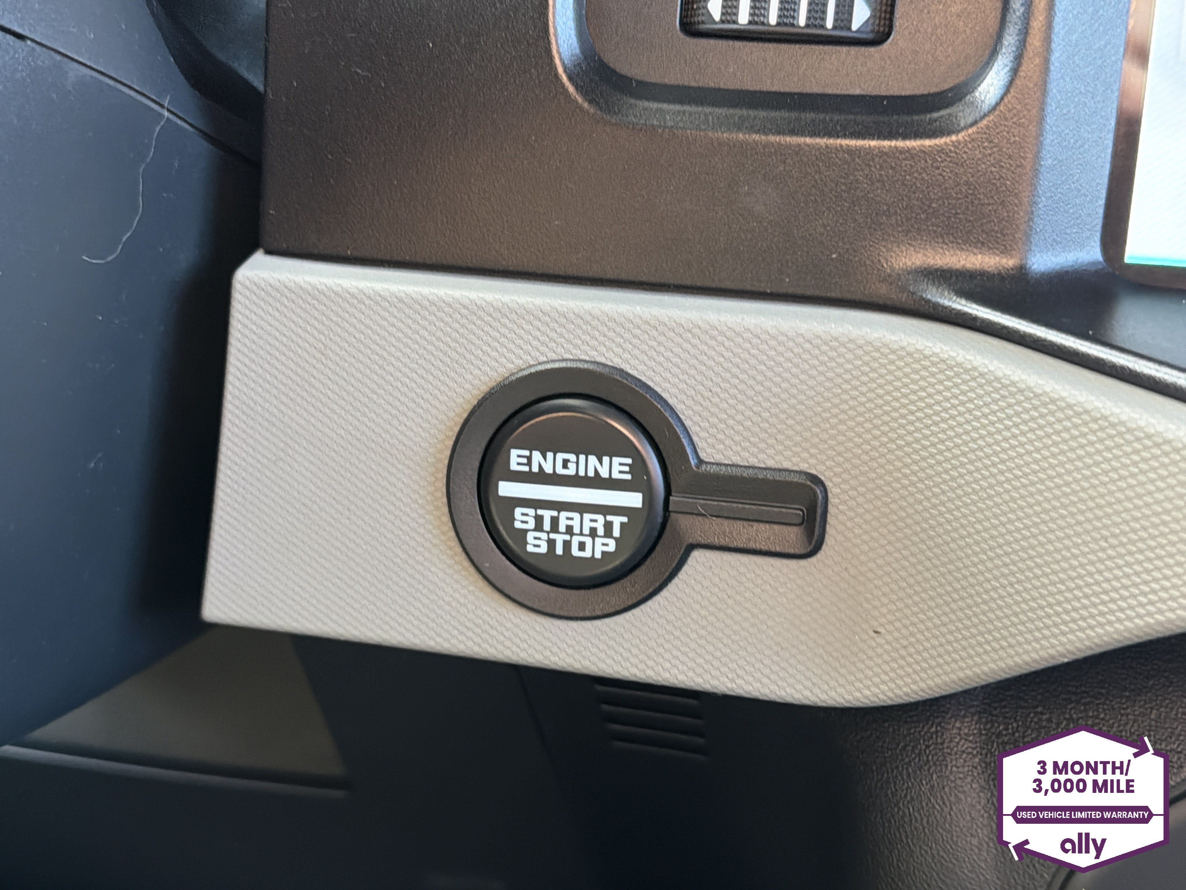 Used 2023 Ford Bronco Badlands w/ Sasquatch Package AWD/4WD image 23