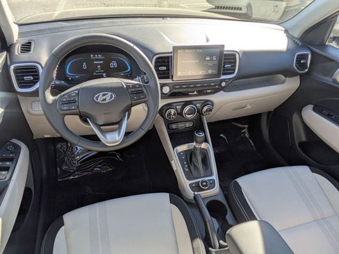 Used 2026 Hyundai Venue SEL image 26