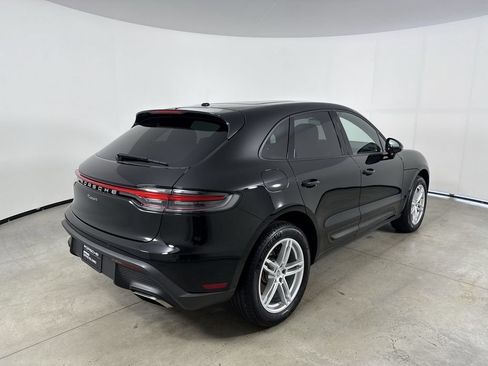Certified 2024 Porsche Macan Turbo AWD/4WD image 7