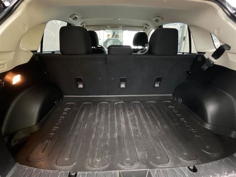 Used 2015 Subaru Crosstrek 2.0i Premium image 14