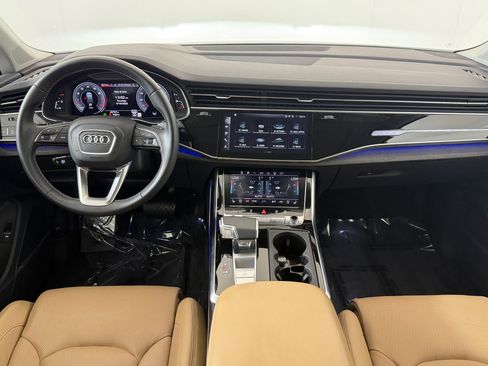 Used 2025 Audi Q7 3.0T Prestige image 4