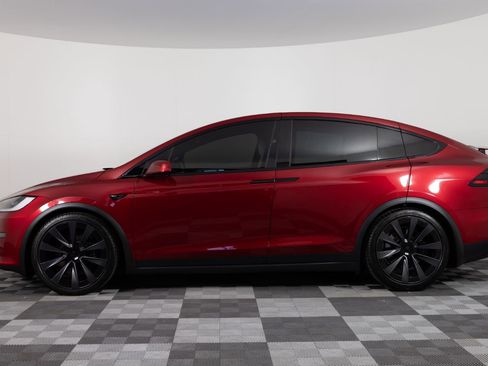 Used 2023 Tesla Model X AWD/4WD image 3