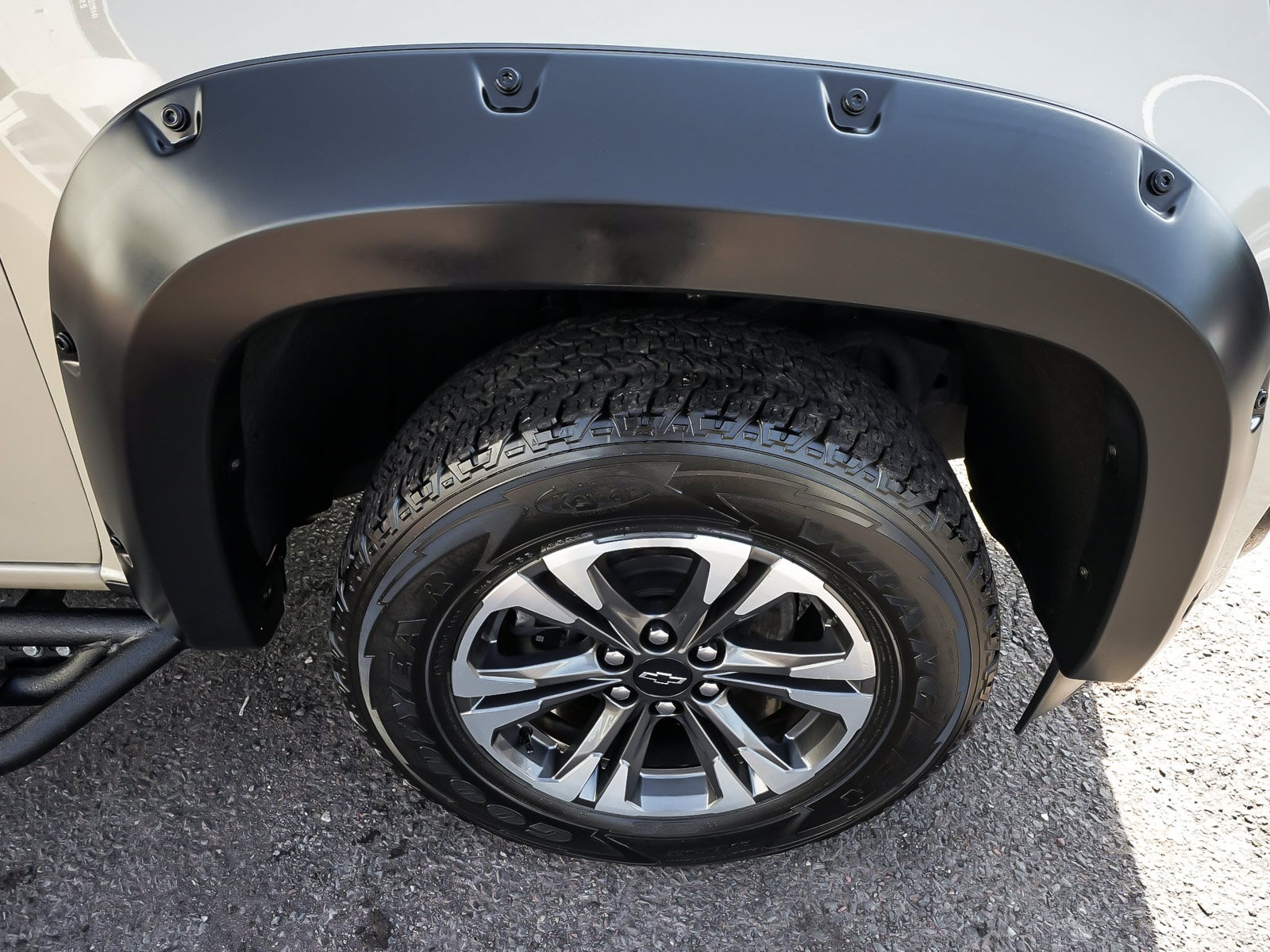 Used 2022 Chevrolet Colorado Z71 AWD/4WD image 10