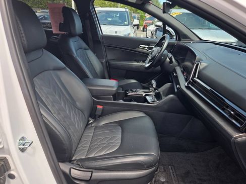 Used 2025 Kia Sportage X-Pro AWD/4WD image 29