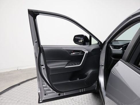 Certified 2025 Toyota RAV4 XLE image 16