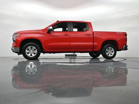 Used 2025 Chevrolet Silverado 1500 LT AWD/4WD image 41