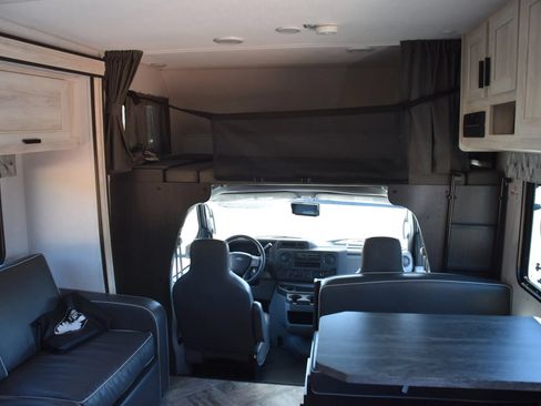 Used 2022 Ford E-450 and Econoline 450 Super Duty w/ Motorhome Prep Package RWD image 12