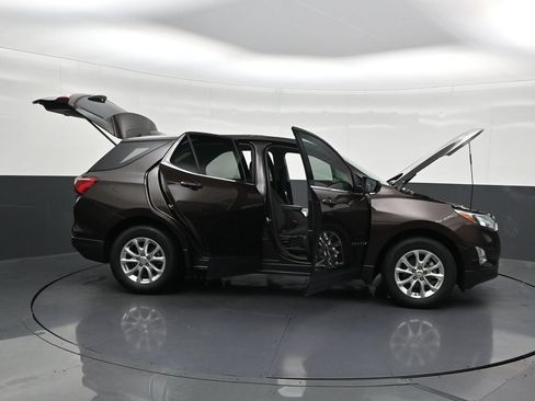 Used 2020 Chevrolet Equinox LT FWD image 32