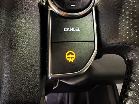 Used 2017 Land Rover Range Rover Sport image 33