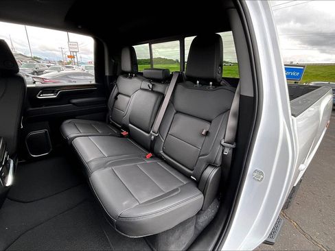 New 2025 GMC Sierra 3500 Denali w/ Denali Reserve Package AWD/4WD image 10