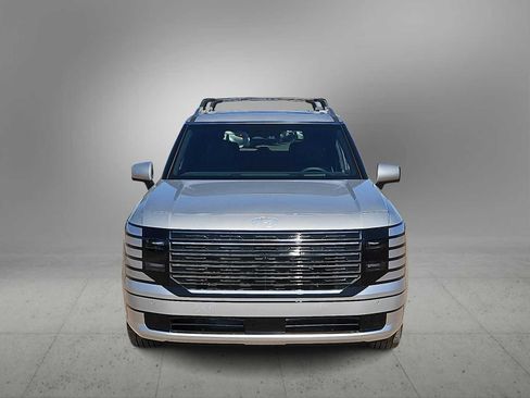 New 2026 Hyundai Palisade Calligraphy FWD image 3