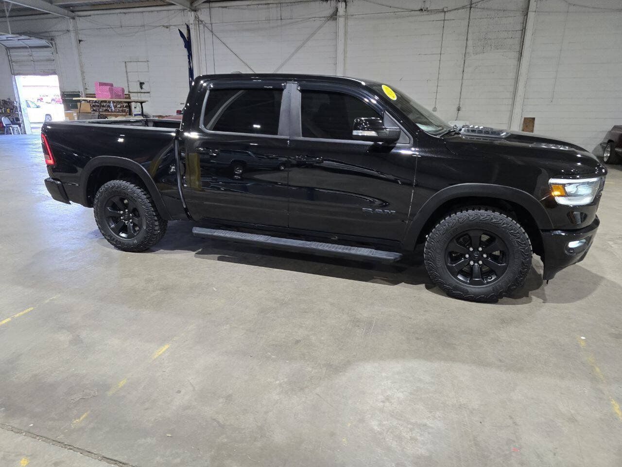 Used 2019 RAM 1500 Sport w/ Level 2 Equipment Group AWD/4WD image 17
