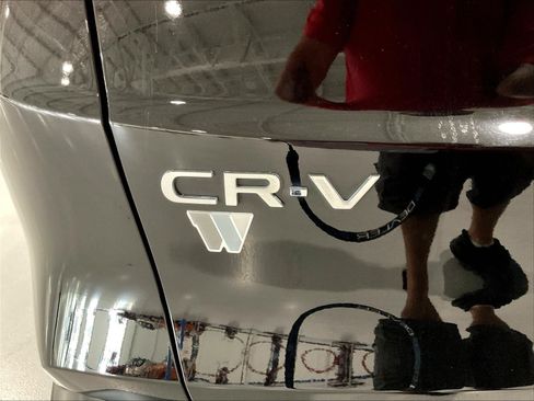 Used 2025 Honda CR-V LX image 24