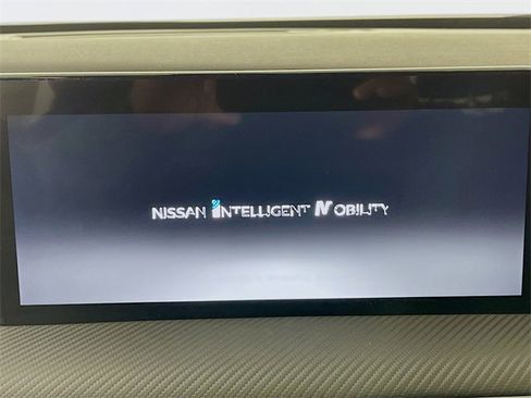 New 2026 Nissan Kicks SR image 9