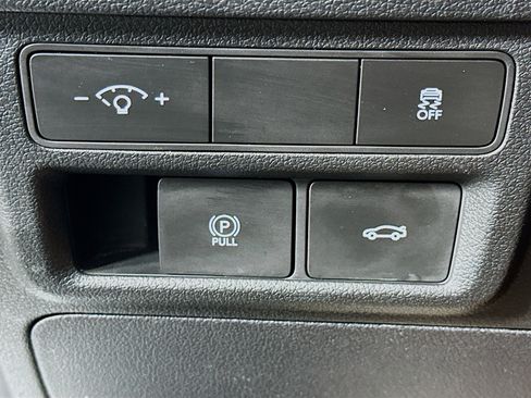 Used 2025 Hyundai Sonata SEL FWD image 17