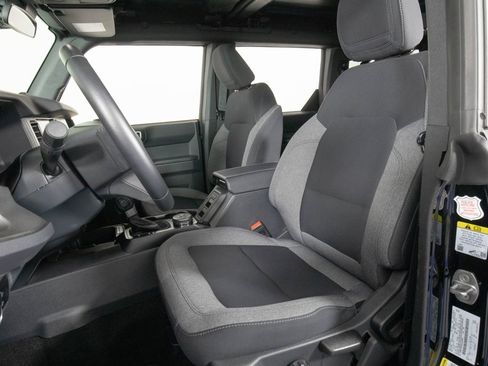 Used 2025 Ford Bronco Big Bend image 10