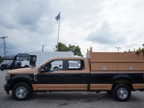 Used 2019 Ford F350 XL w/ Power Equipment Group RWD image 6