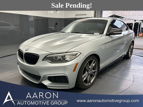 Used 2016 BMW M235i Coupe image 1