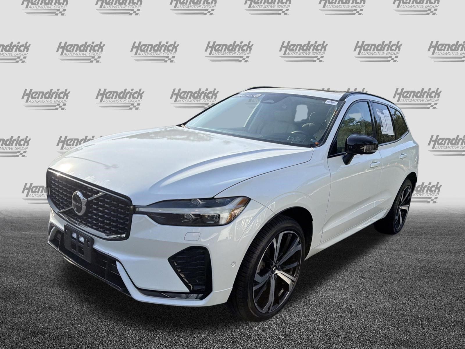 Used 2023 Volvo XC60 B6 Ultimate w/ Protection Package Premier AWD/4WD image 5