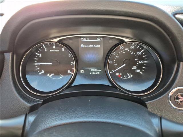 Used 2015 Nissan Rogue SV AWD/4WD image 16