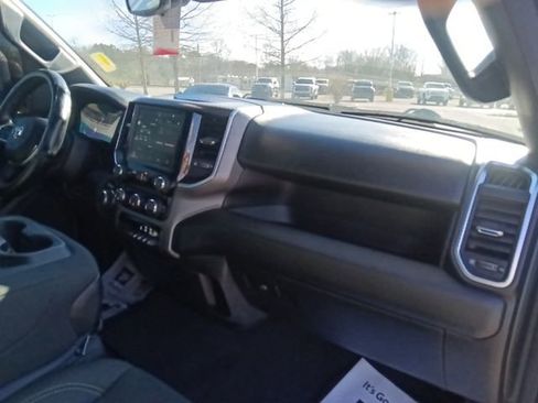 Used 2025 RAM 1500 Big Horn AWD/4WD image 33