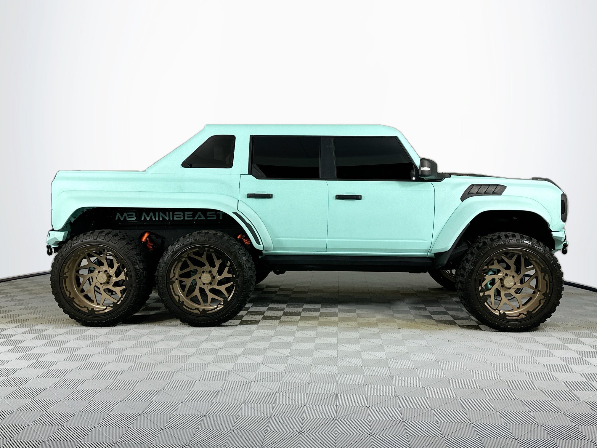 Used 2023 Ford Bronco Raptor AWD/4WD image 4