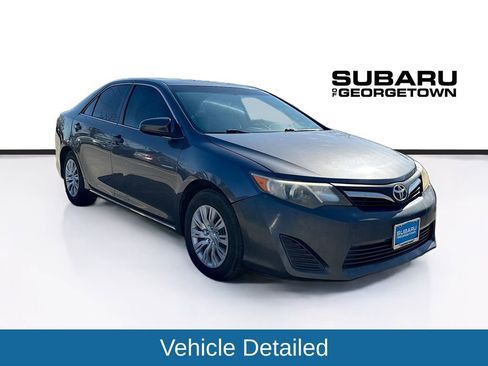 Used 2013 Toyota Camry LE image 1