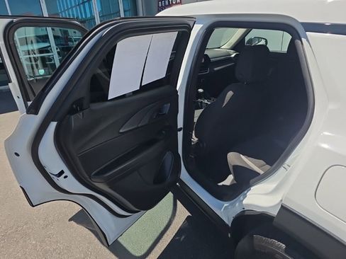 Used 2024 Chevrolet TrailBlazer LS w/ LS Convenience Package AWD/4WD image 29