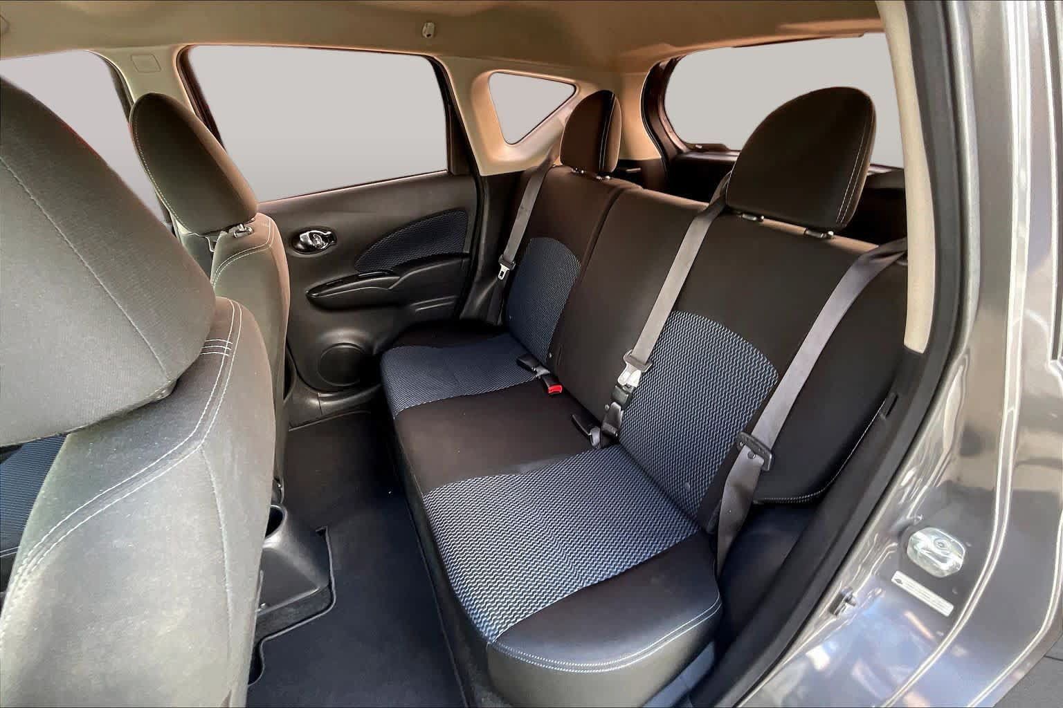 Used 2017 Nissan Versa Note SV FWD image 17
