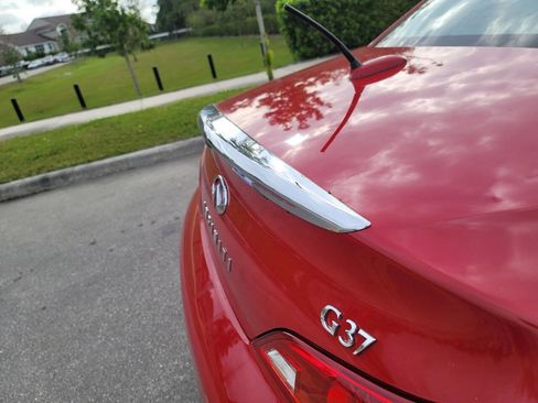 Used 2009 INFINITI G37 Sport w/ Premium Pkg RWD image 19