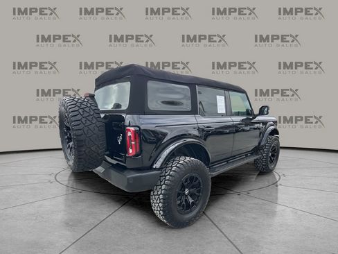 Used 2023 Ford Bronco Outer Banks image 5