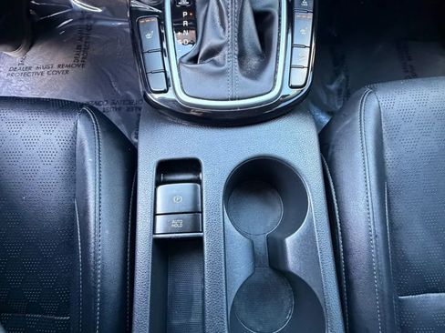 Used 2021 Kia Seltos SX image 29