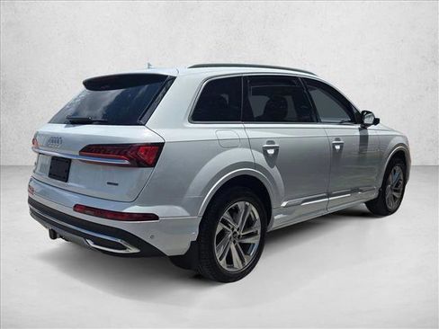 Used 2023 Audi Q7 3.0T Premium Plus AWD/4WD image 5