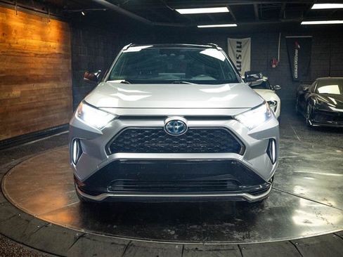 Used 2023 Toyota RAV4 XSE AWD/4WD image 4