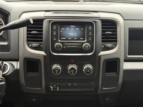 Used 2015 RAM 2500 Tradesman w/ Chrome Appearance Group AWD/4WD image 13