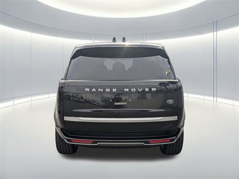 Certified 2023 Land Rover Range Rover First Edition image 7