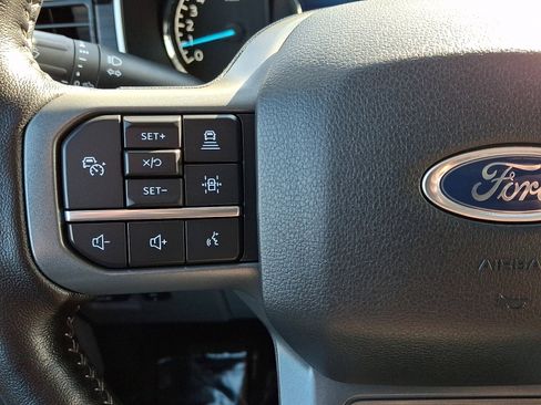 Certified 2022 Ford F150 XLT w/ Equipment Group 302A High image 21